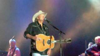 Alan Jackson A women&#39;s love LIVE in Sundbyholm, Eskilstuna, Sweden