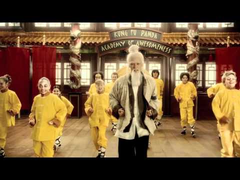 Jack Black ft  Cee Lo - Kung Fu Fighting (HD)