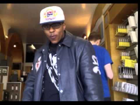 She Dont Want Him video
