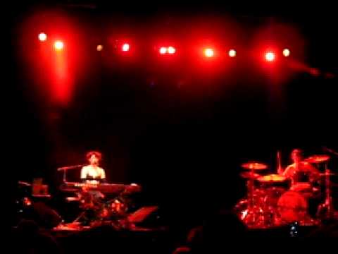 The Dresden Dolls - 672/Coin-Operated Boy (The Vic, Chicago 11-17-10)