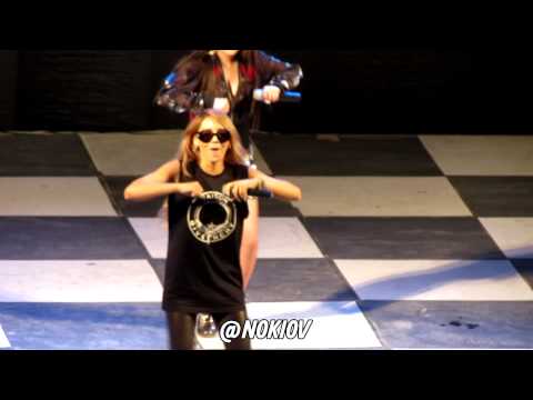 2013.05.16 경기대축제 2NE1- FIRE