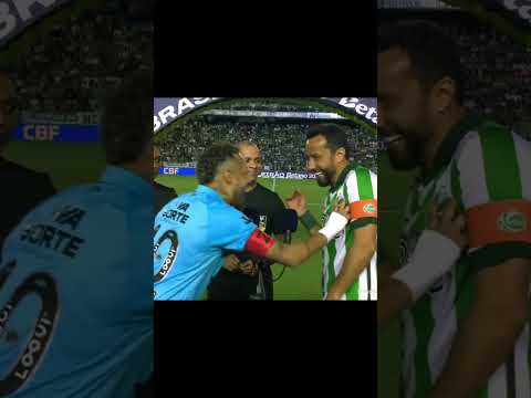 OLHEM o NEYMAR… Será que ele está preocupado com o Santos passando um aperto… #futebol