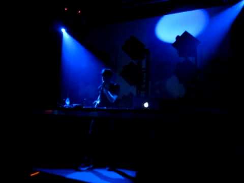 raise your weapon & say my name - porter robinson - huntsville