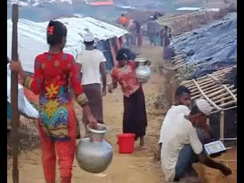 কক্সবাজারের শরণার্থী শিবিরে অবস্থান করছে রোহিঙ্গারা