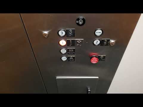1979 Dover Classic Hydraulic Elevator | 3161 Elliott Avenue | Seattle WA