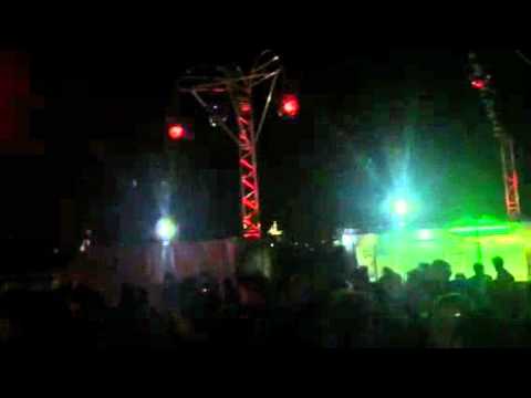 Two Diggers - REda daRE remix played by Apollonia (R2 Marseille)