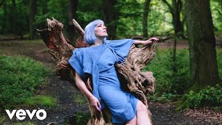 Gabby Young - Through The Trees