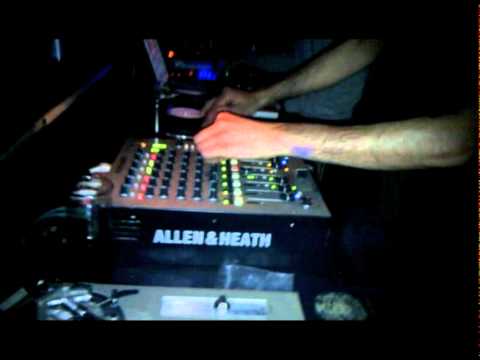 Mariano DC, Gunne & Zuckermann @ Cocoliche/ Buenos Aires 29/04/11