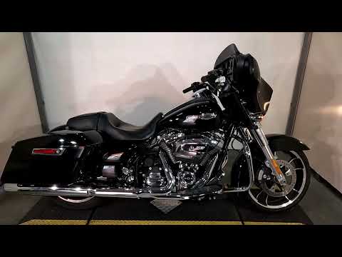 2023 Harley-Davidson Street Glide Grand American Touring FLHX