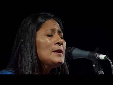 MÓNICA PANTOJA en el ciclo de TOMÁS LIPÁN: presentación y Jujeñito - 01294