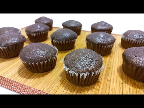 How to Make Homemade Chocolate Cupcakes from Scratch | Chocolate Cupcakes Easy Recipe