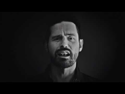 Video thumbnail for Varpunen jouluaamuna
