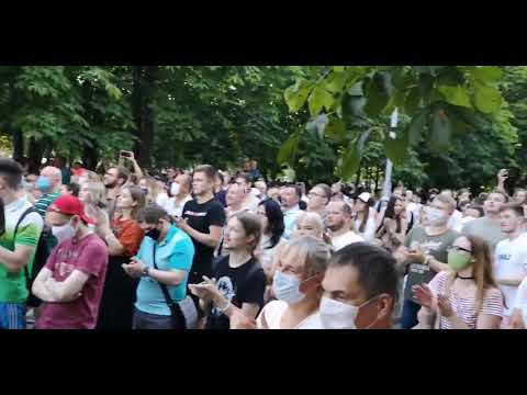 bneVideo Belarus politics Minsk concert protest demonstration chant "go away"