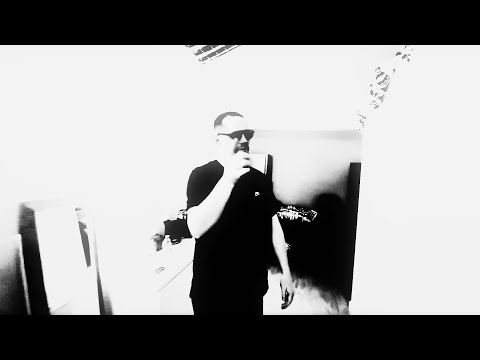 twentysix - Bubble Bath ft. SKOTT 3REE (Official Music Video)