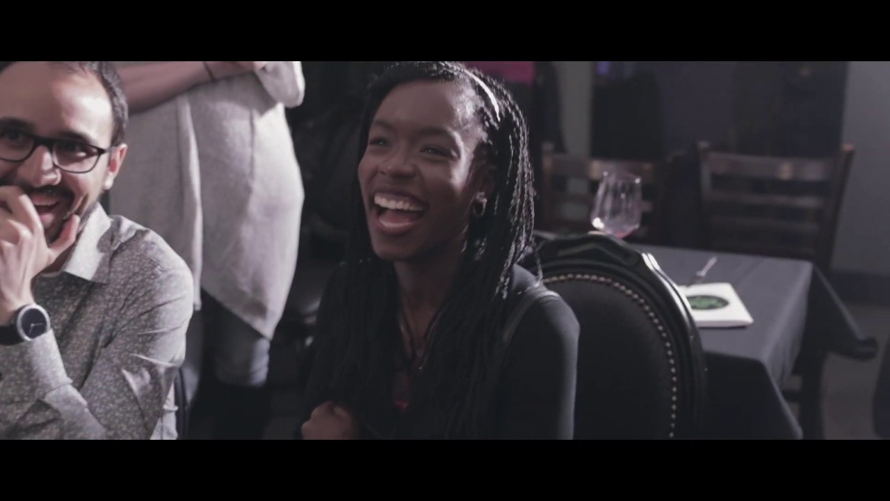 Wij Siva performing close-up magic