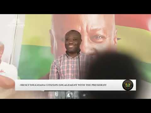 Mahama grants Ahafo resident’s handshake request, sparking Ronaldo’s famous ‘Siuuu’ celebration.