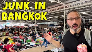 Shopping in Bangkok BIGGEST Second Hand MARKET 🇹🇭 Pattavikorn Market