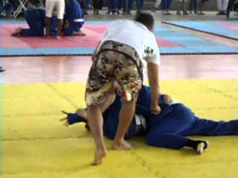 Espirro Jiu Jitsu (Juquinha) - Interno 2º semi-final...