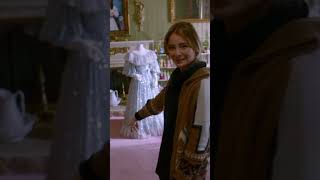 Touring Loretta Lynn&#39;s home with her granddaughter, Emmy Russell! 🎸🧸