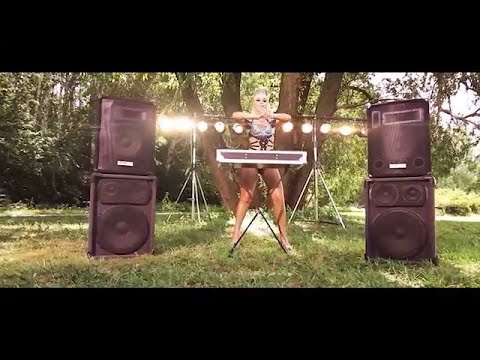 Robbie Moroder Feat. Lexter - Who's Laughing Now (Official Reloaded Video)
