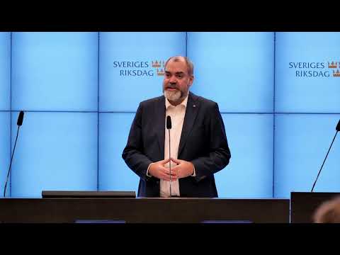 LIVE: Pressträff med Fredrik Lundh Sammeli