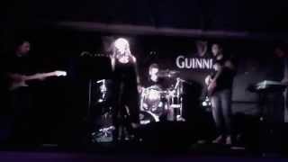 Timeless cover band live @ New Sea Legend - Sign o' the Times