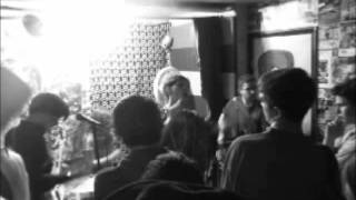 Yoko and the Oh No's live @ the SpookHouse