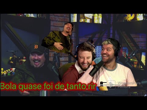 Victor Sarro e Eros Prado fazendo o bola rir muito●●