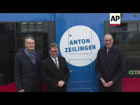 Special tram honours Nobel Prize winner Zeilinger in Vienna