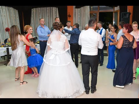 32 Dansuri machidonesti si grecesti