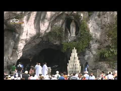 Chapelet à Lourdes