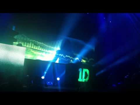 DJ Malik - One Direction - Newcastle City Hall