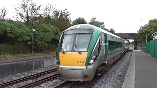 preview picture of video 'IE 22000 Class ICR Train number 22204 arriving at Portarlington Station'