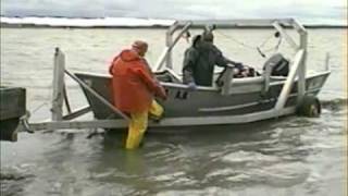 preview picture of video 'Set Net Salmon Fishing from Skiff - Coffee Point near Egegik, Alaska'