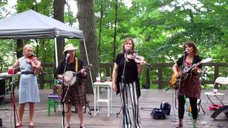 La Valse d'Amitié  - The Magnolia Sisters