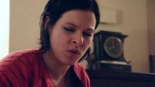 Star Anna 10/29/11 Live in a Nanuet, NY living room (Full "show" w/bonus song)