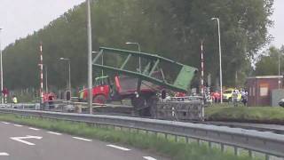 preview picture of video 'Brug N279 Keldonk total loss/Bridge damaged'