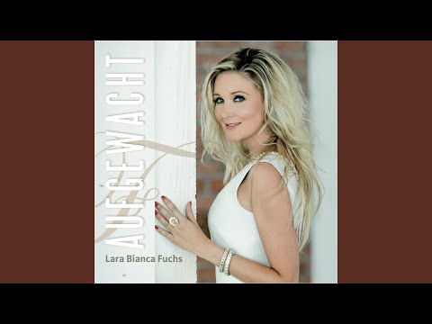 Aufgewacht - Lara Bianca Fuchs