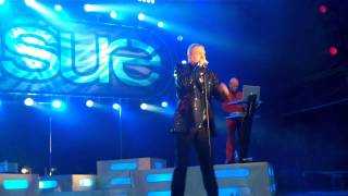 ERASURE HEAVENLY ACTION LIVE