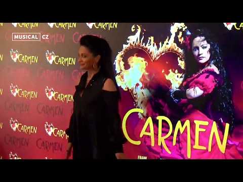 Odhalení hvězdy Lucie Bílé v Chodníku slávy Hudebního divadla Karlín