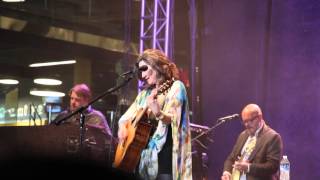 2015.07.10 - It Takes A Little Time - Amy Grant at the World Pulse Festival