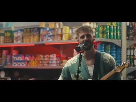 Breaks Just Short For Breakup (Live Performance)