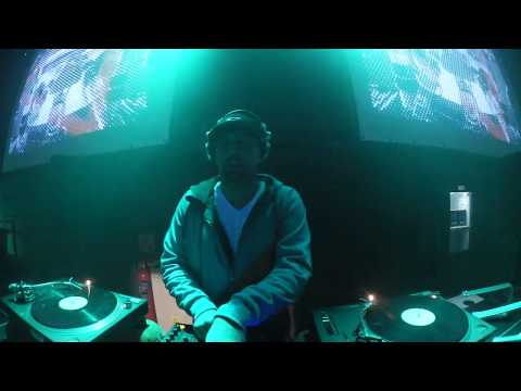 Simon - live@REMEMBER New Years Eve