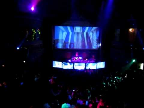 Sidney Samson: Dada Life - "White Noise / Red Meat"