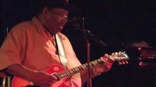 Let me love you: Magic Slim & The Teardrops