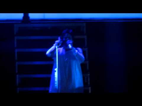 30 seconds to mars - Hurricane - Paris 12/11/11