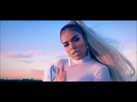 LA DAMA - KAROL G, COSCULLUELA (LETRA)