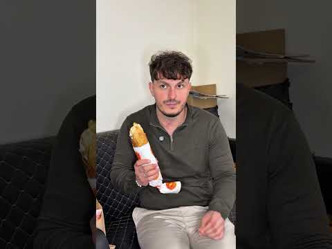 Tata când mănâncă ceva și nu împarte