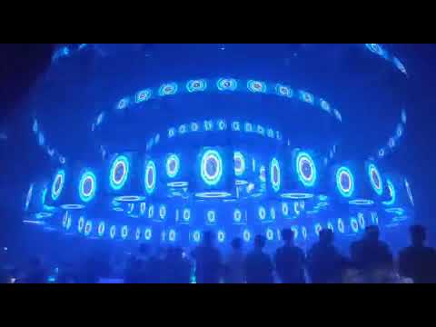 高精度P2.5 LED展示箱，展示无限可能！🌟