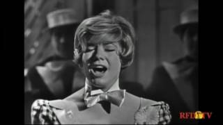 Vikki Carr--Rock-a-bye Your Baby With a Dixie Melody, 1964 TV